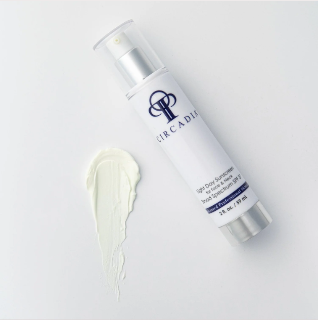 Light Day Sunscreen Broad Spectrum SPF 37